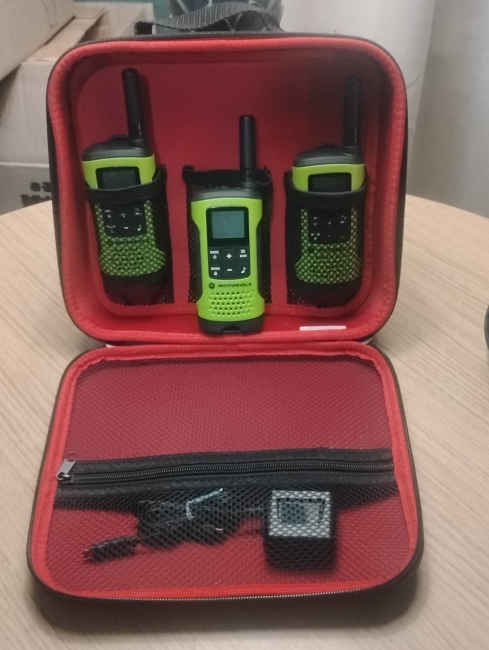 Motorola 3 Pack T605 Series Two Way Radios With Black Carrying Case.